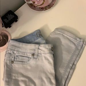 Delia’s light blue skinny soft jeans